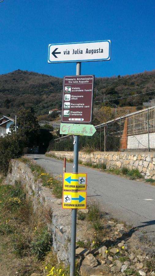 La Casa Di Flavio Casa Vacanze 알벤가 외부 사진